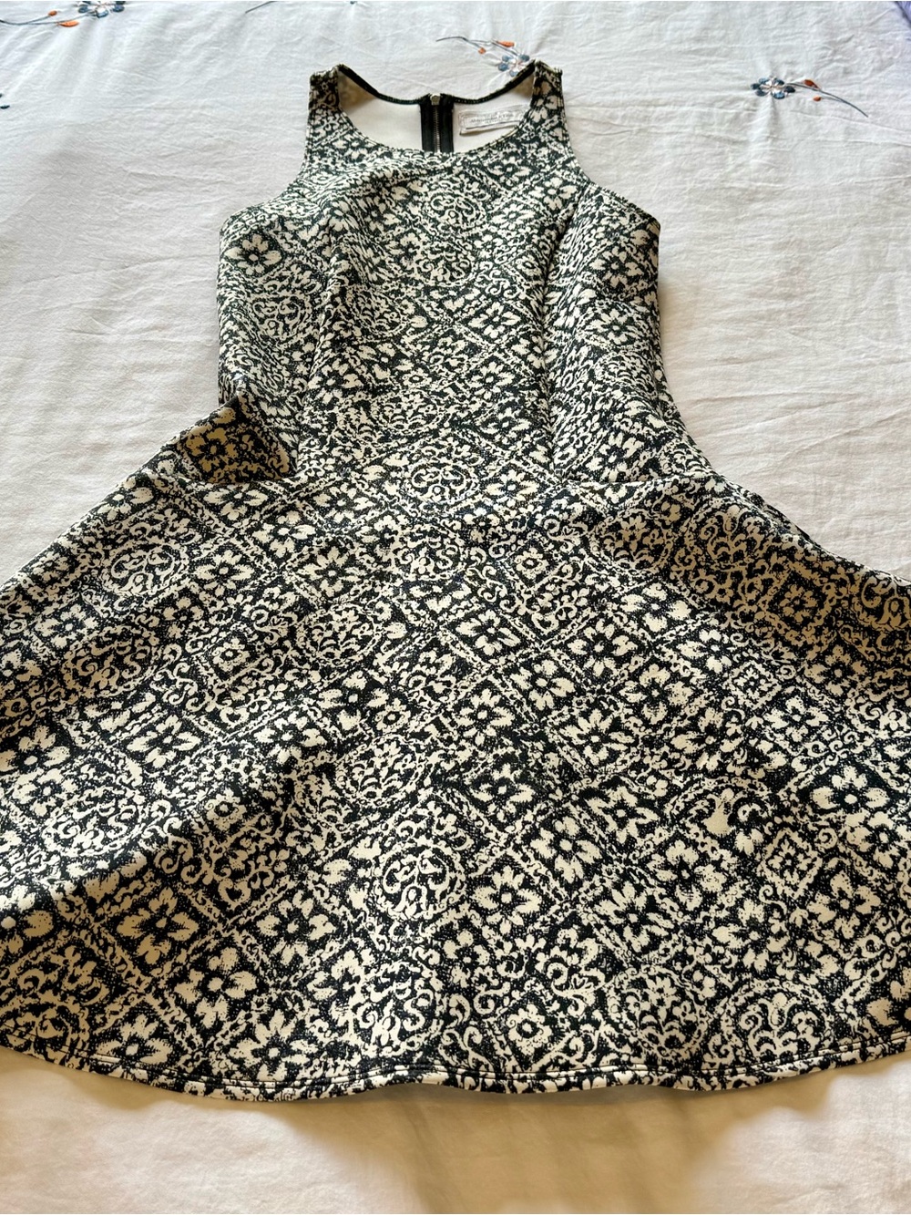 Abercrombie & Fitch Black and White Patterned Mini Dress